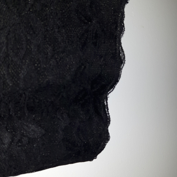 Marilyn Monroe under dress shapewear - Picture 3 of 14